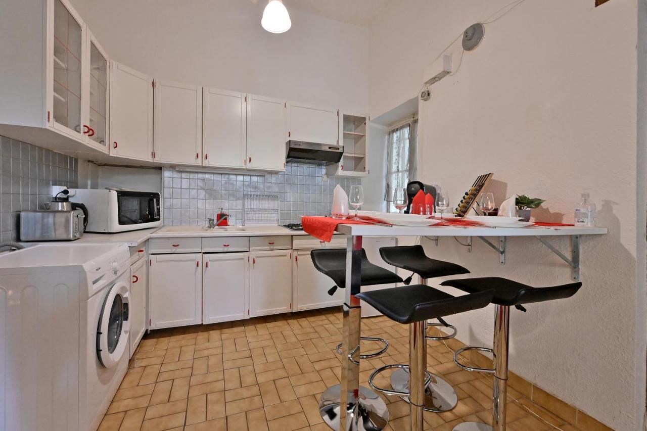 Appartement Au Calme En Plein Centre-Ville Ним Экстерьер фото
